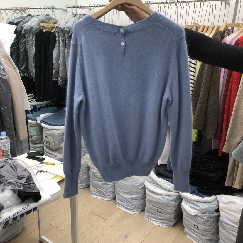 MOI-A韓國代購㊣女裝新款25秋冬人氣休閑真品時尚職業毛衣MOI-A毛衣