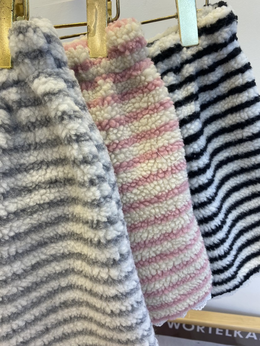 BLACK BIJOU東大門㊣直郵女裝新款真品時尚職業熱賣25秋冬短褲BLACK BIJOU短褲