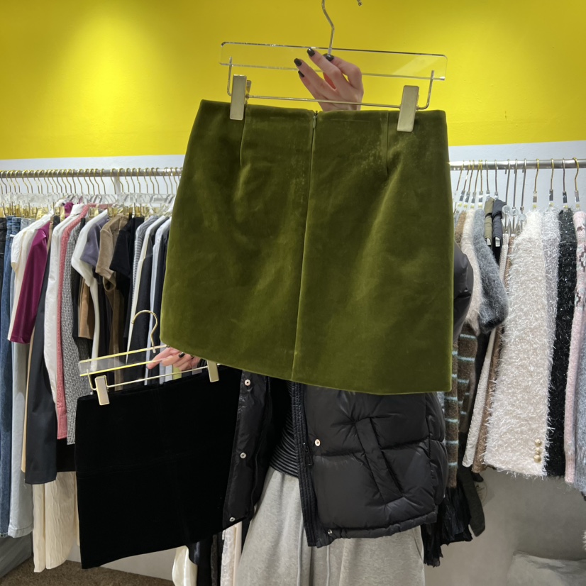 LE MASTERPLACE韓國代購㊣女裝新款職業25秋冬休閑短裙天鵝絨Le masterpiece短裙