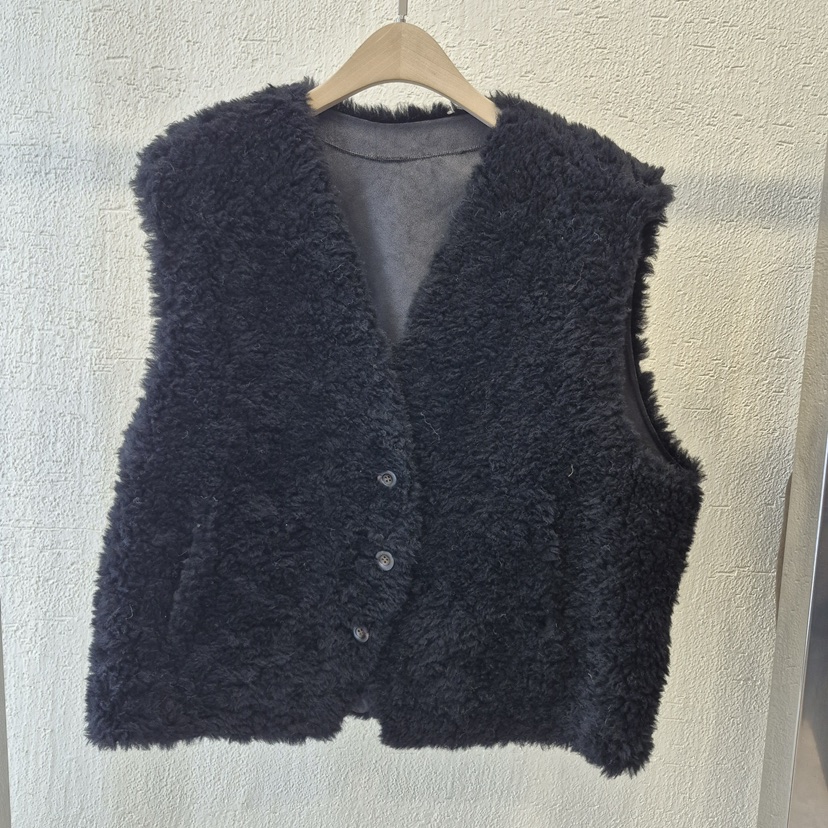 1 2ILLY-S東大門㊣直郵女士新品人氣休閑熱賣馬甲V領抓絨1 2ILLY/THE SIL馬甲圖色2