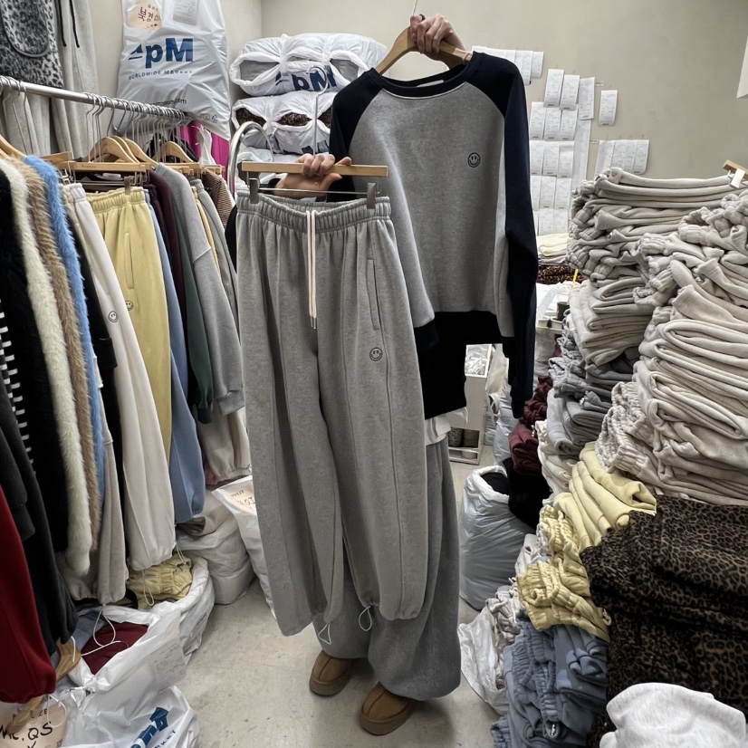 BREEZE東大門㊣代購女裝新款時尚熱賣人氣推薦休閑25秋冬衛衣BREEZE衛衣