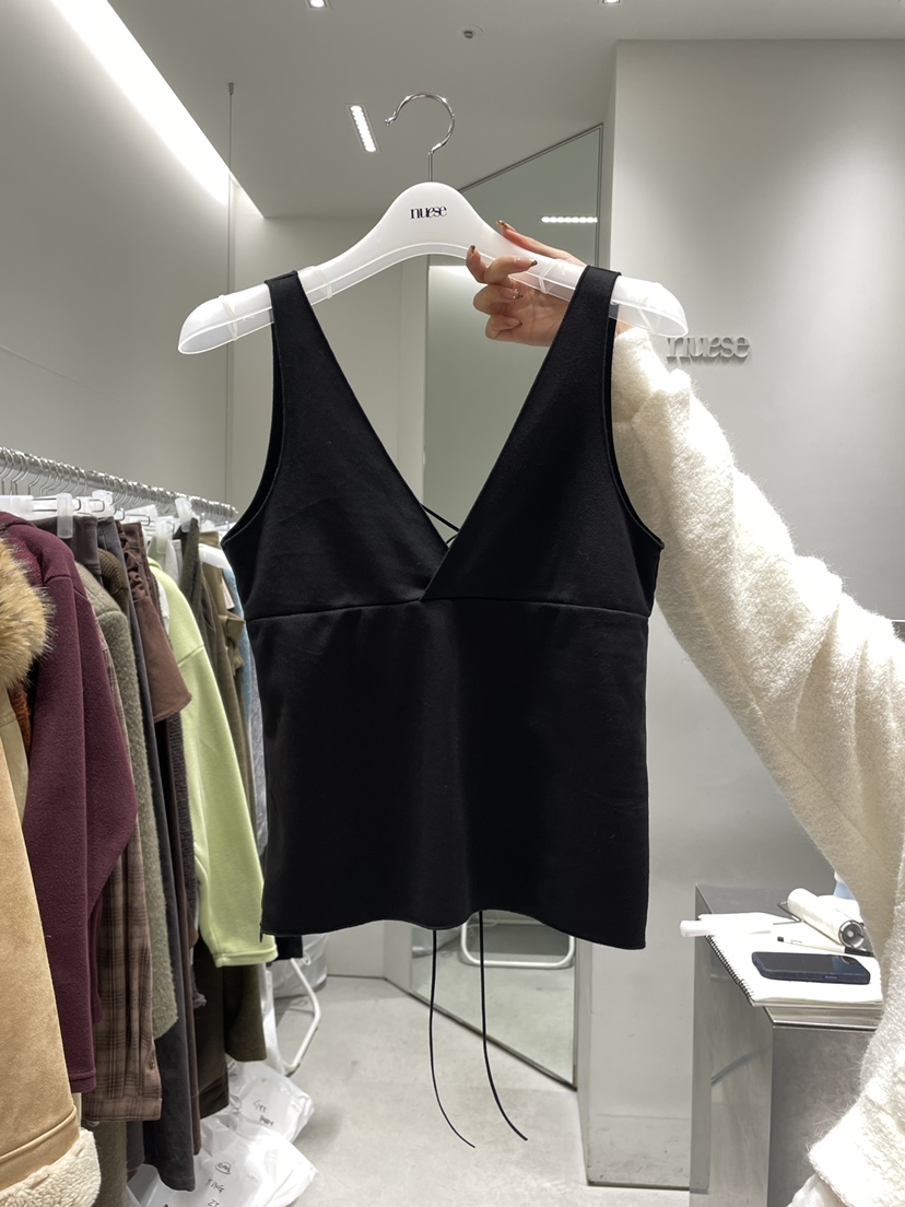 NUESE韓國代購㊣女裝新款熱賣職業25秋冬真品吊帶背心絨面革NUESE吊帶/背心圖色1