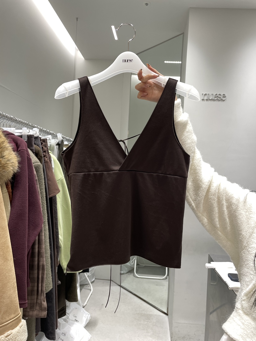 NUESE韓國代購㊣女裝新款熱賣職業25秋冬真品吊帶背心絨面革NUESE吊帶/背心圖色2