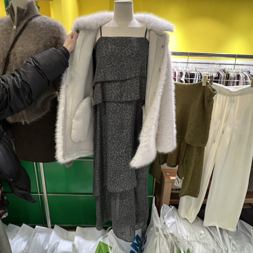 LE MASTERPLACE韓國直郵㊣女裝新品休閑職業推薦人氣連衣裙Le masterpiece連衣裙圖色2