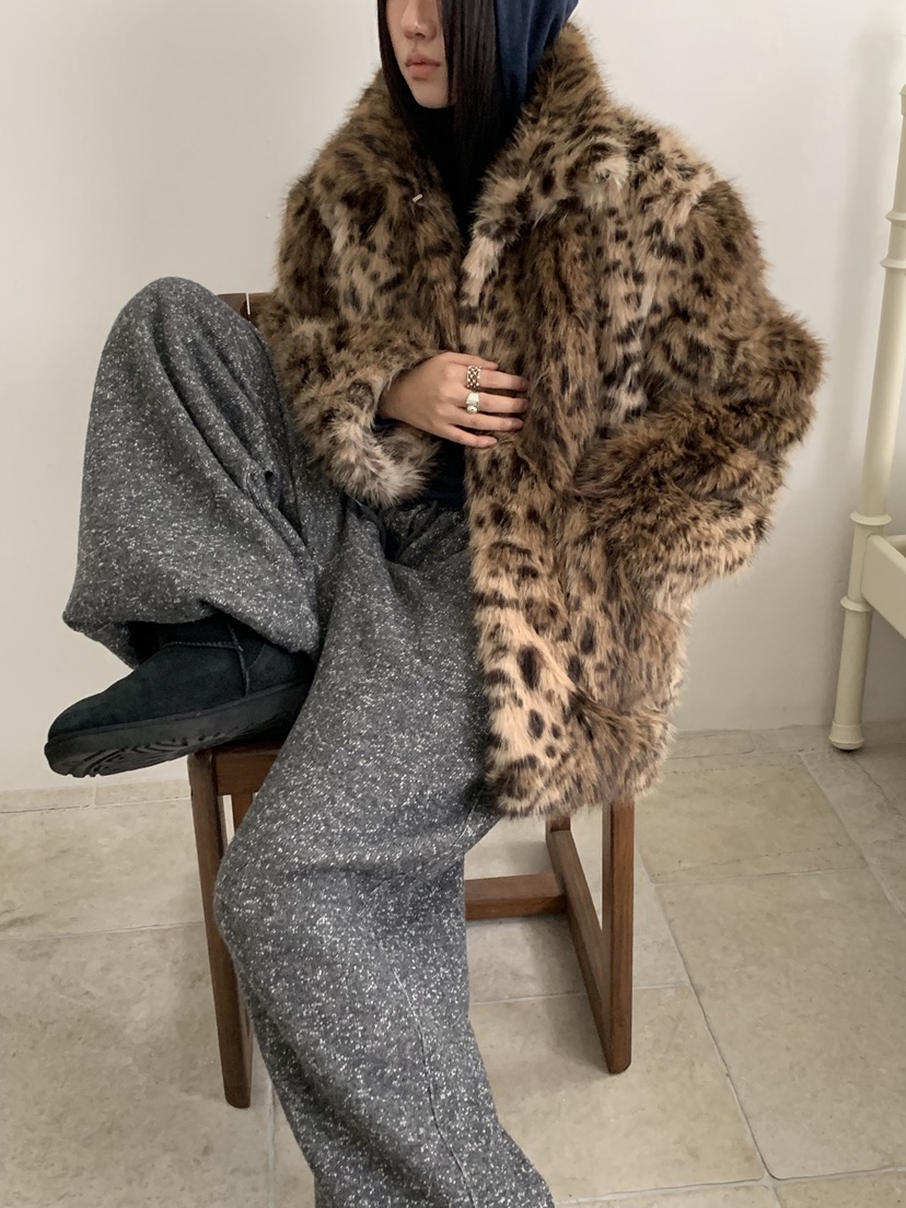 SUNDER MARKET韓國直郵㊣女裝新款25秋冬時尚休閑短款大衣SUNDER MARKET短款大衣