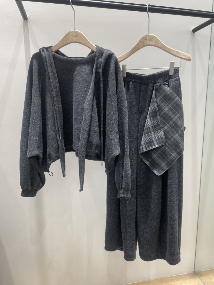 NEOUL東大門㊣代購女士新款25秋冬推薦真品熱賣休閑人氣套裝NEOUL/ahin雙領標簽套裝圖色2