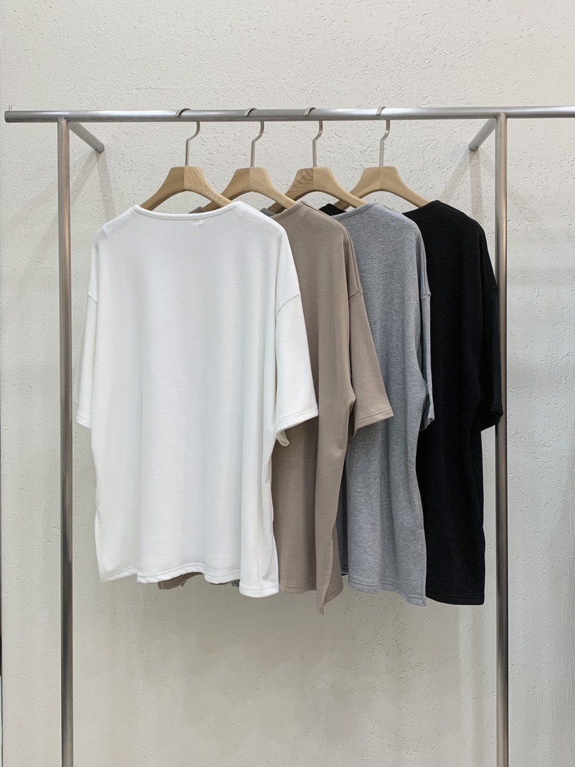 LIGHT AND SALT東大門㊣代購女裝新品熱賣推薦休閑時尚T恤LIGHT AND SALTT恤