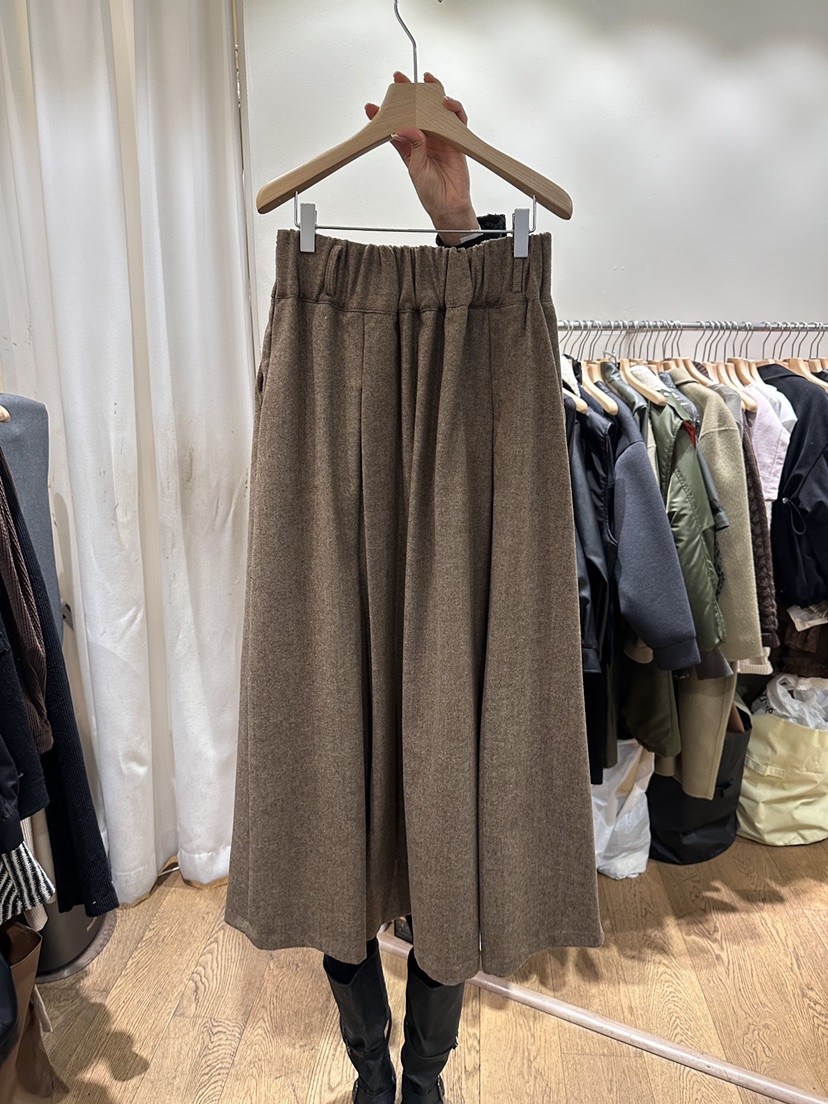 AUVERFIT韓國直郵㊣女士新款25秋冬人氣熱賣長裙人字紋褶裙AUVERFIT長裙