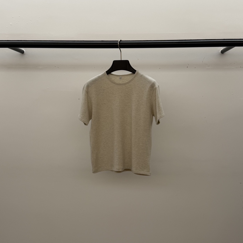 ID韓國代購㊣女士新品時尚職業真品25秋冬熱賣休閑人氣T恤羊毛IDT恤圖色1