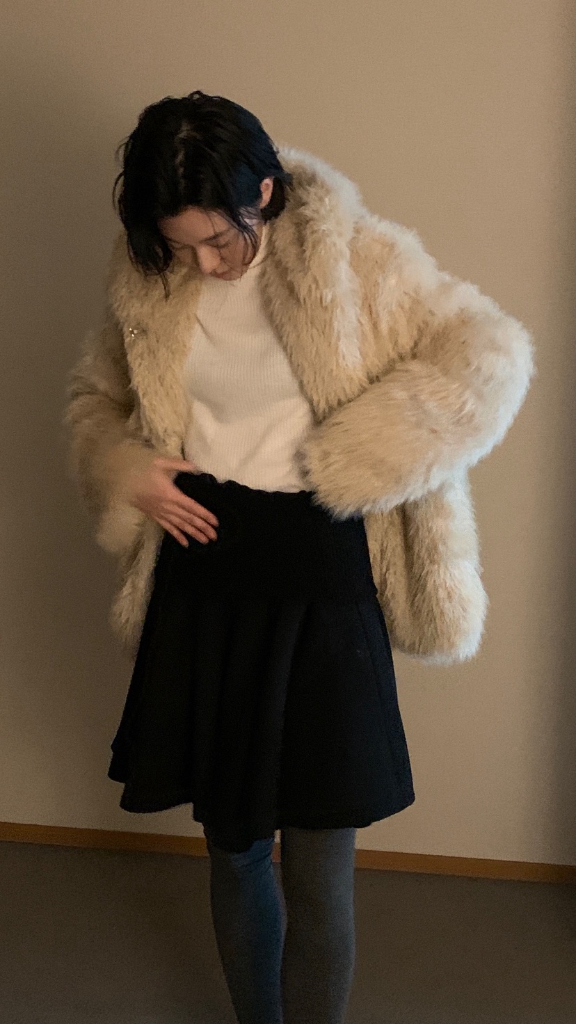 OVER RICH東大門㊣直郵女士新款推薦時尚人氣短裙羊毛喇叭OVER RICH短裙