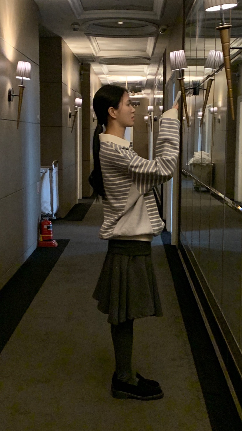 OVER RICH東大門㊣直郵女士新款推薦時尚人氣短裙羊毛喇叭OVER RICH短裙