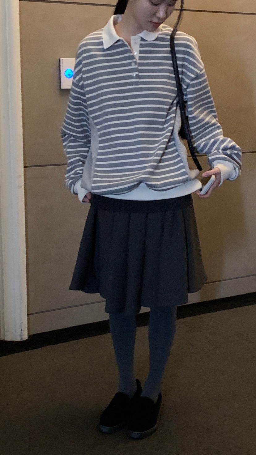 OVER RICH東大門㊣直郵女士新款推薦時尚人氣短裙羊毛喇叭OVER RICH短裙