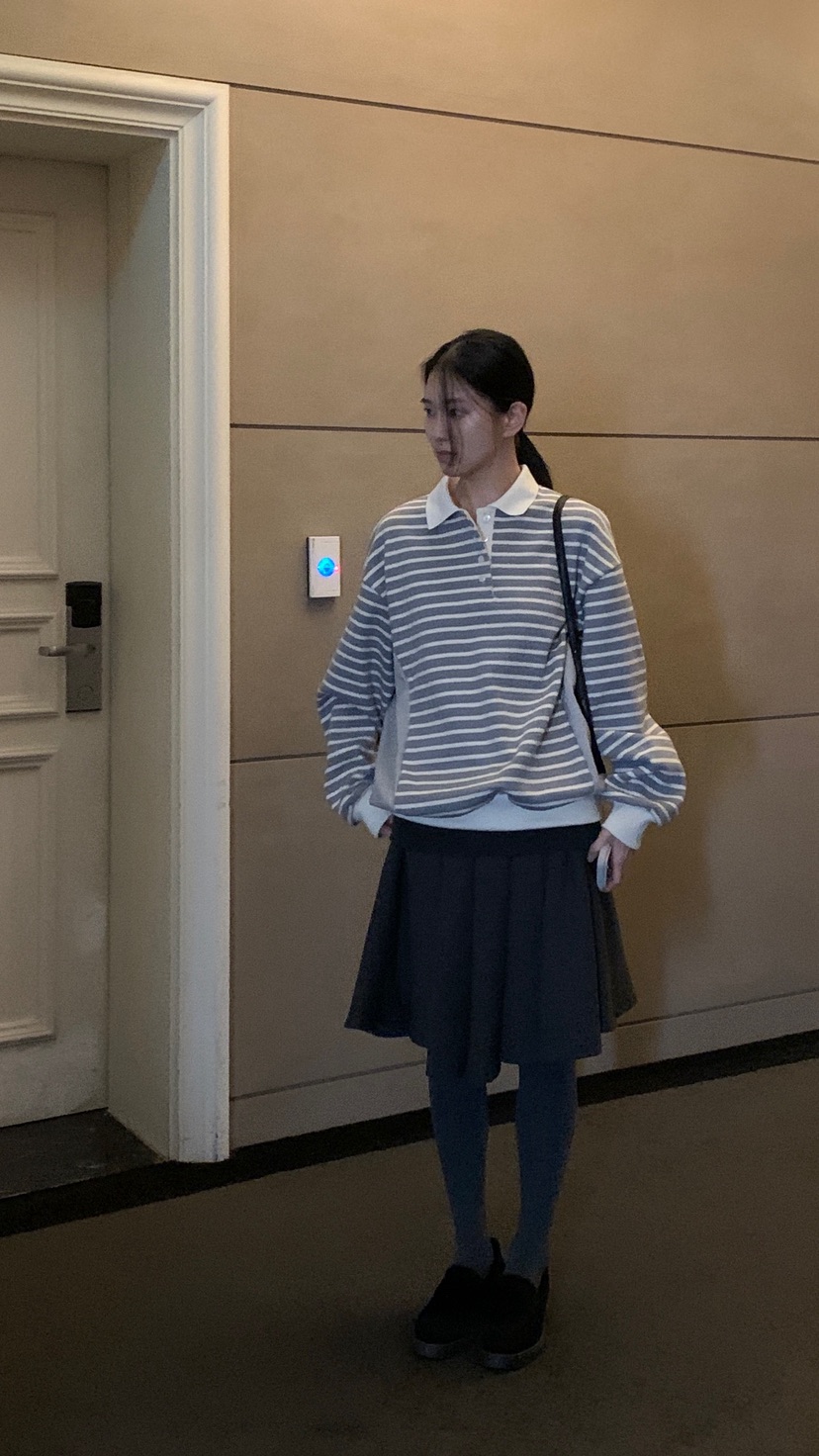 OVER RICH東大門㊣直郵女士新款推薦時尚人氣短裙羊毛喇叭OVER RICH短裙