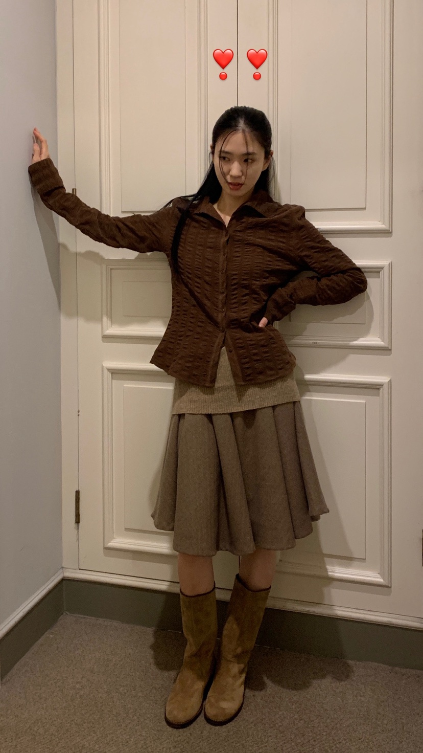 OVER RICH東大門㊣直郵女士新款推薦時尚人氣短裙羊毛喇叭OVER RICH短裙