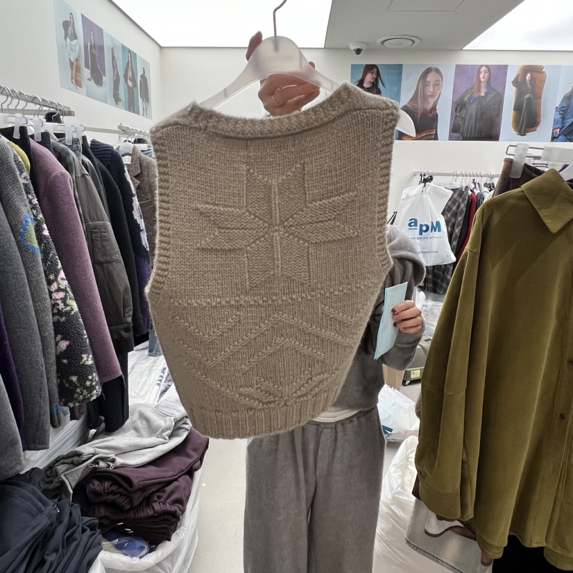 SOLD OUT韓國代購㊣女士新款熱賣職業推薦休閑時尚真品馬甲SOLD OUT馬甲