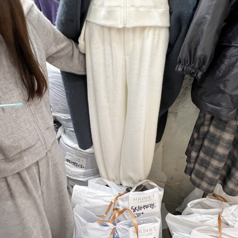 SOLD OUT韓國代購㊣女士新款真品熱賣人氣時尚25秋冬休閑褲SOLD OUT休閑褲圖色2