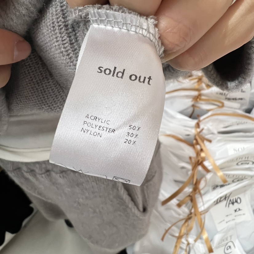 SOLD OUT韓國代購㊣女裝新款人氣真品時尚職業休閑25秋冬衛衣SOLD OUT衛衣