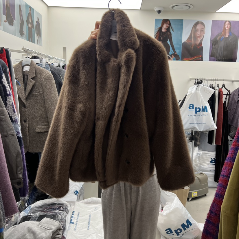 SOLD OUT東大門㊣直郵女士新款休閑時尚推薦短款大衣皮草雙層SOLD OUT短款大衣圖色1