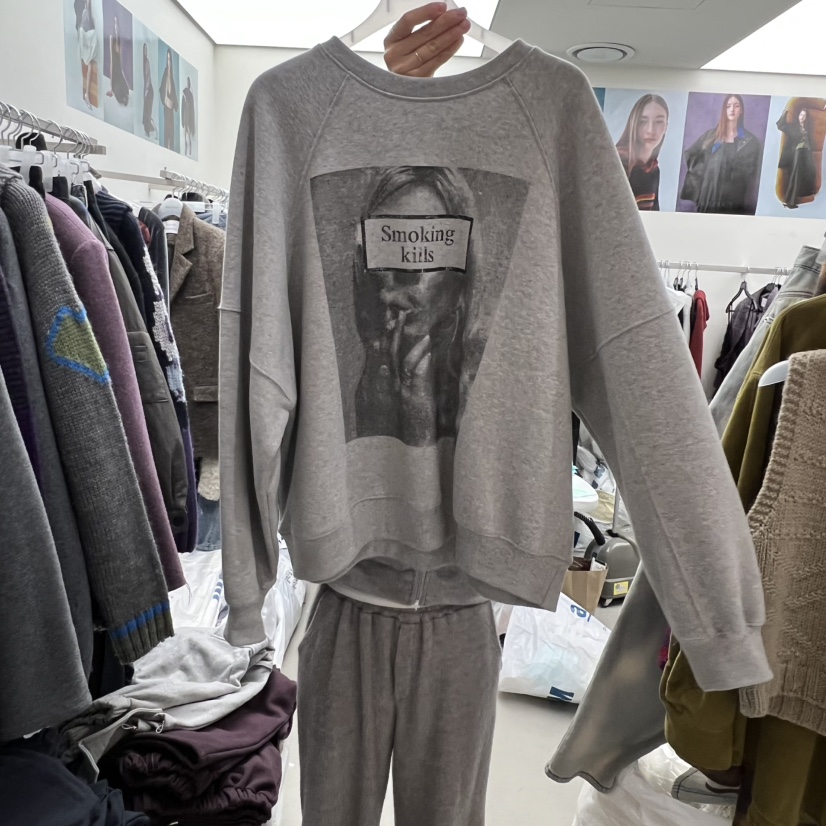 SOLD OUT東大門㊣直郵女裝新款25秋冬熱賣真品時尚衛衣加絨SOLD OUT衛衣圖色2