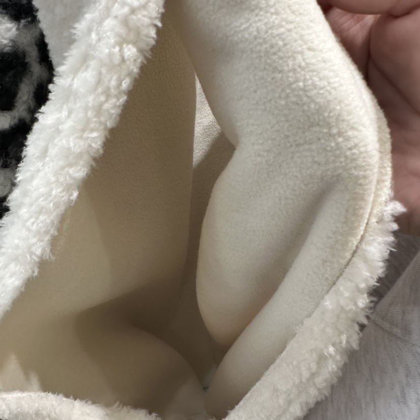 JENNIE韓國代購㊣女士新品25秋冬職業人氣吊帶背心加絨抓絨JENNIE/VENEFIT吊帶/背心