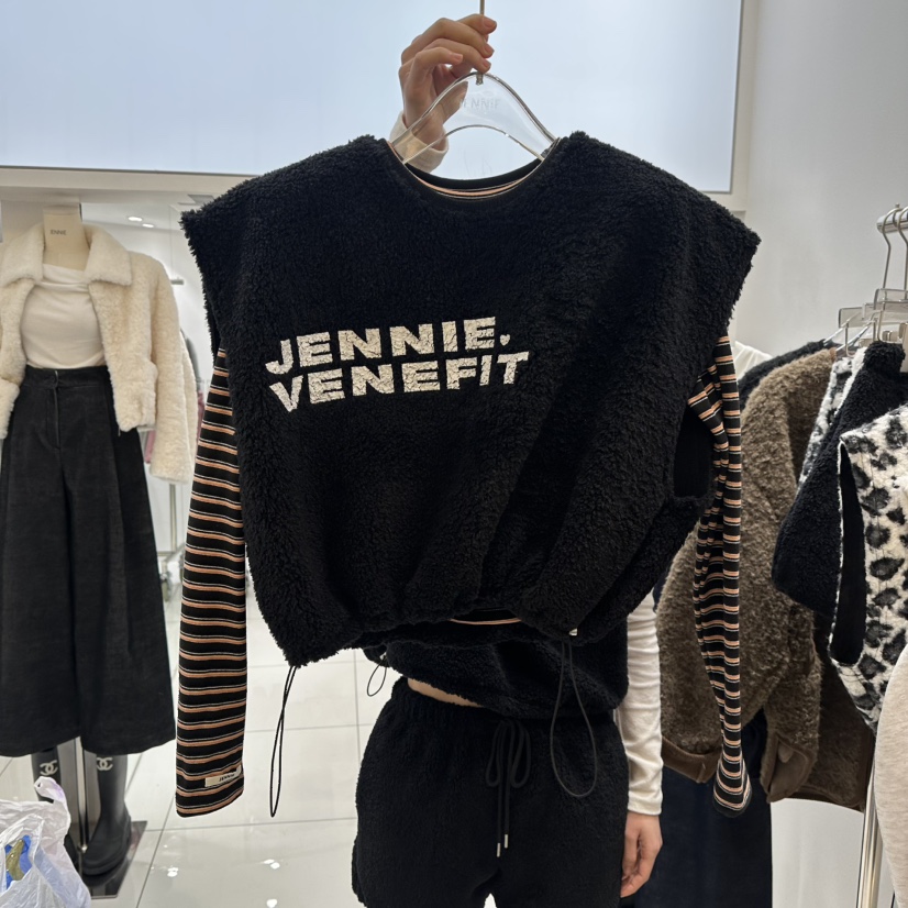 JENNIE韓國代購㊣女士新品25秋冬職業人氣吊帶背心加絨抓絨JENNIE/VENEFIT吊帶/背心圖色3