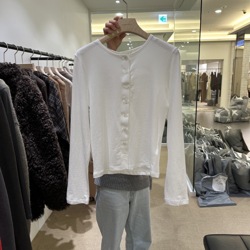 VEGETABLE東大門㊣直郵女裝新品人氣推薦熱賣時尚25秋冬長袖T恤VEGETABLE長袖T恤圖色1