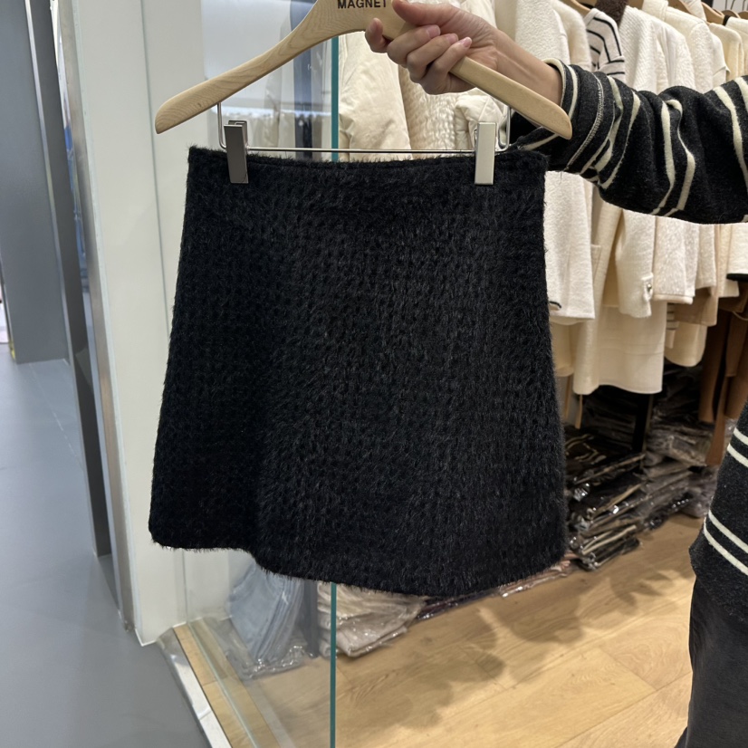 M.G.N東大門㊣代購女士新款人氣25秋冬真品推薦熱賣休閑短裙MAGNET短裙圖色2