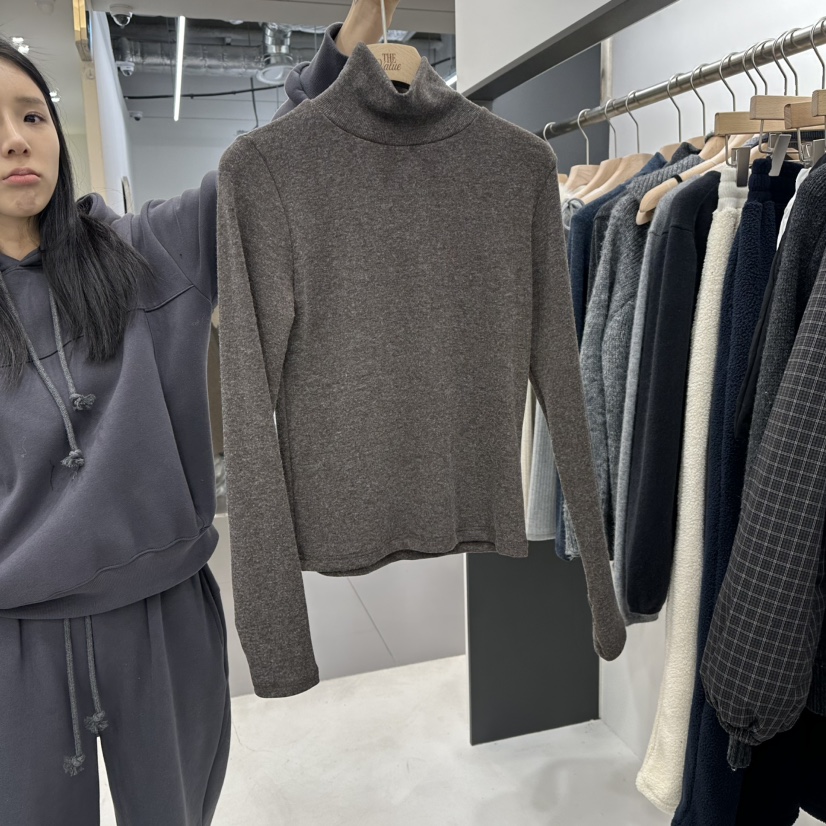 THE VALUE韓國直郵㊣女裝新品人氣推薦熱賣25秋冬長袖T恤高領THE VALUE長袖T恤圖色2