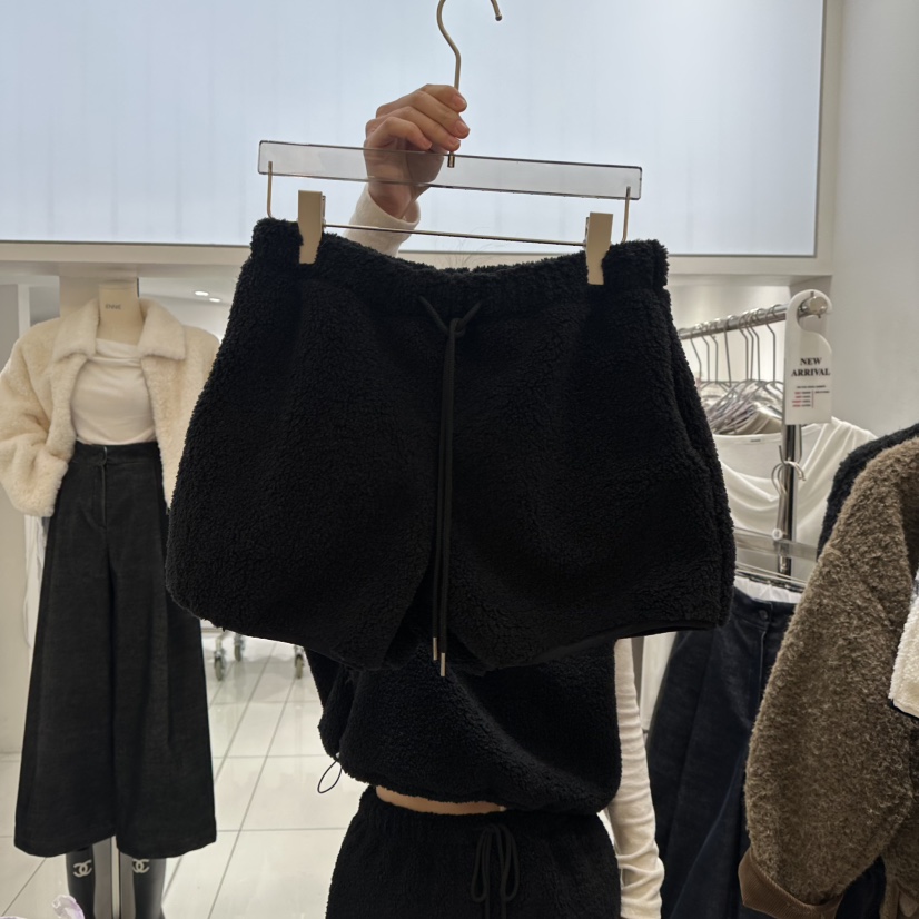 JENNIE東大門㊣實拍女士新款人氣真品職業熱賣25秋冬短褲加絨JENNIE/VENEFIT短褲圖色4