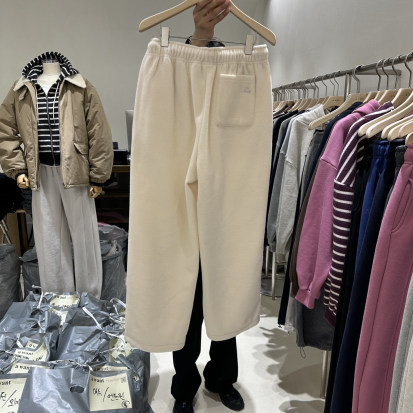 A WANT東大門㊣代購女士新品熱賣職業人氣推薦休閑褲加絨抓絨A WANT休閑褲