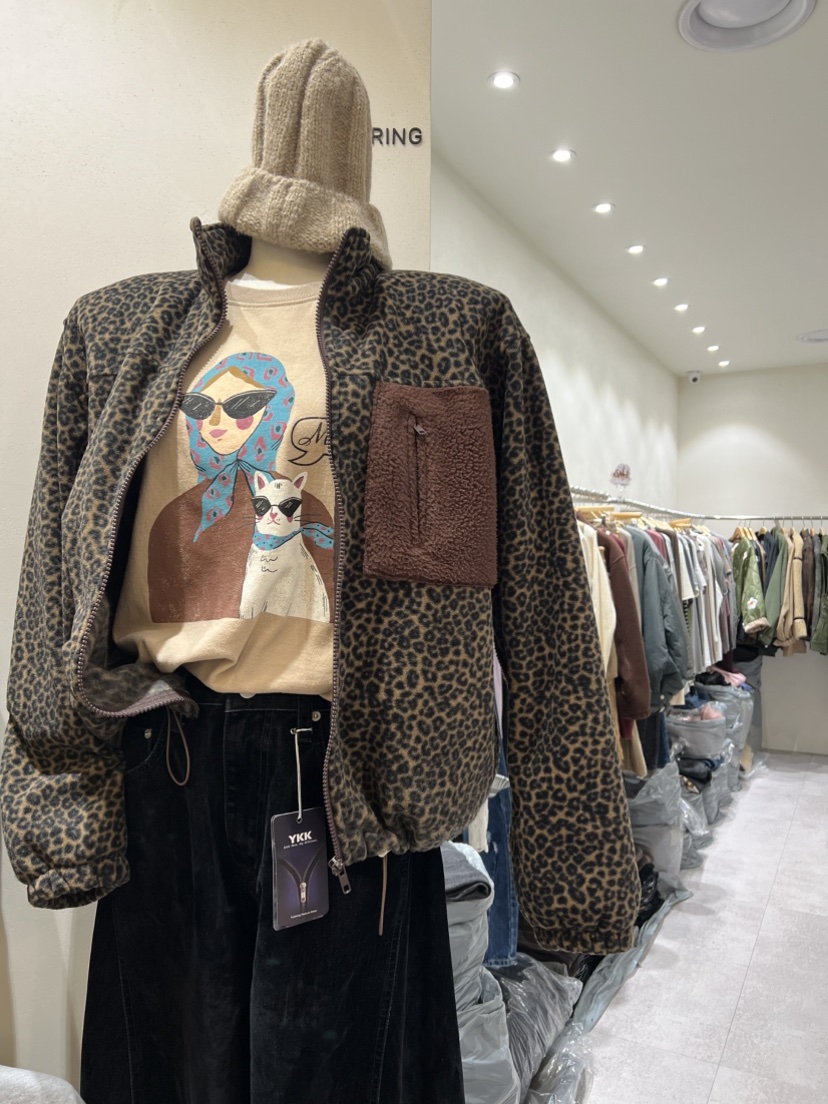 SHIRRING韓國直郵㊣女士新品時尚25秋冬熱賣休閑人氣T恤圍巾SHIRRINGT恤