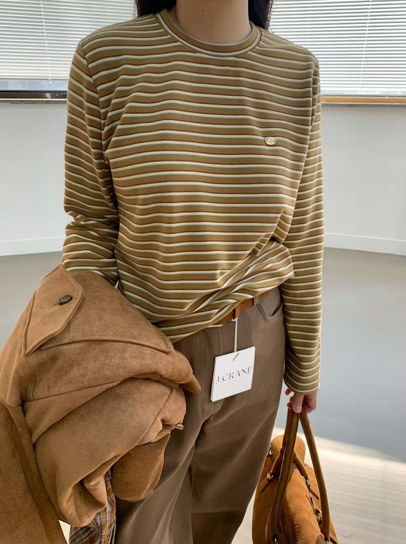 J CRANE-A東大門㊣實拍女裝新品時尚熱賣人氣推薦長袖T恤J CRANE長袖T恤