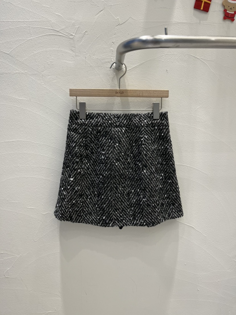 BOLD韓國直郵㊣女裝新款熱賣休閑推薦時尚人氣職業25秋冬短裙BOLD短裙圖色2