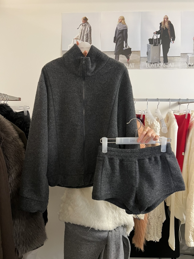 LONDON FLAT韓國直郵㊣女士新款熱賣25秋冬人氣時尚推薦套裝LONDON FLAT套裝圖色1