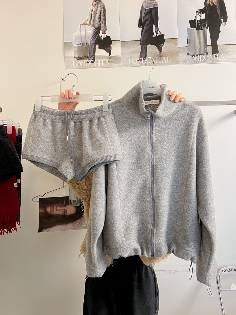 LONDON FLAT韓國直郵㊣女士新款熱賣25秋冬人氣時尚推薦套裝LONDON FLAT套裝圖色2