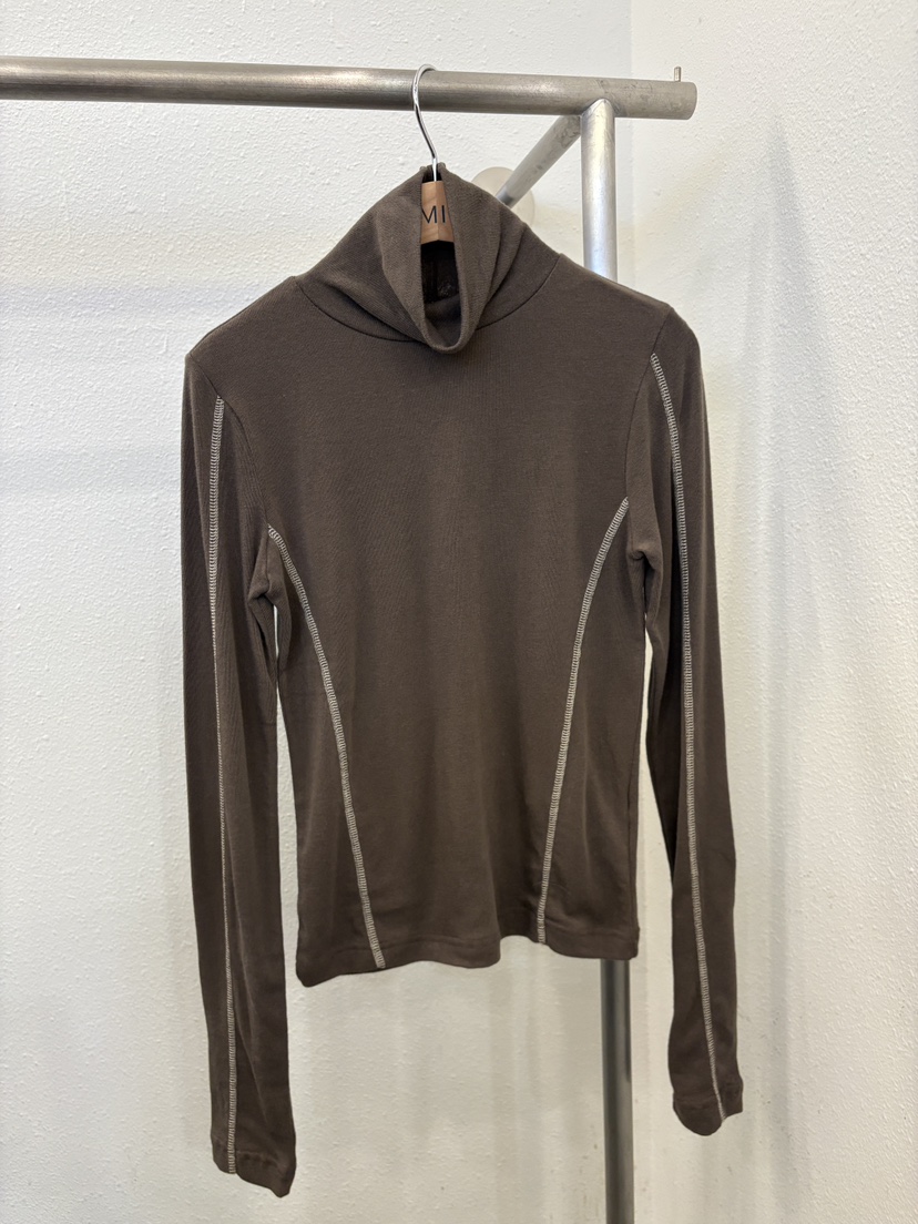 LUMIPLE韓國直郵㊣女裝新品休閑時尚職業熱賣長袖T恤修身高領LUMIPLE長袖T恤圖色3