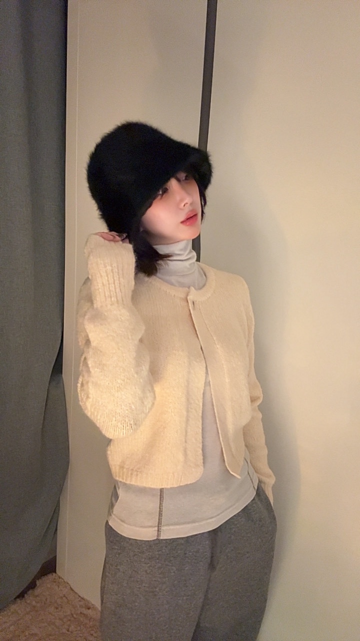 LUMIPLE韓國代購㊣女士新款熱賣人氣職業時尚針織衫短款開衫LUMIPLE針織衫