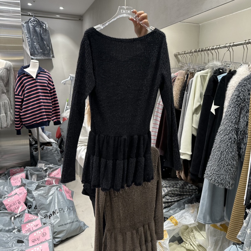 KIKI東大門㊣實拍女士新品時尚推薦熱賣休閑連衣裙可愛的毛絨KIKI連衣裙