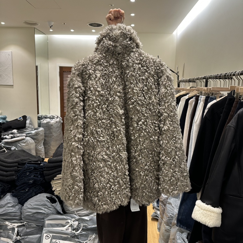 GILLI東大門㊣代購女裝新款時尚熱賣職業休閑人氣推薦短款大衣GILLI短款大衣