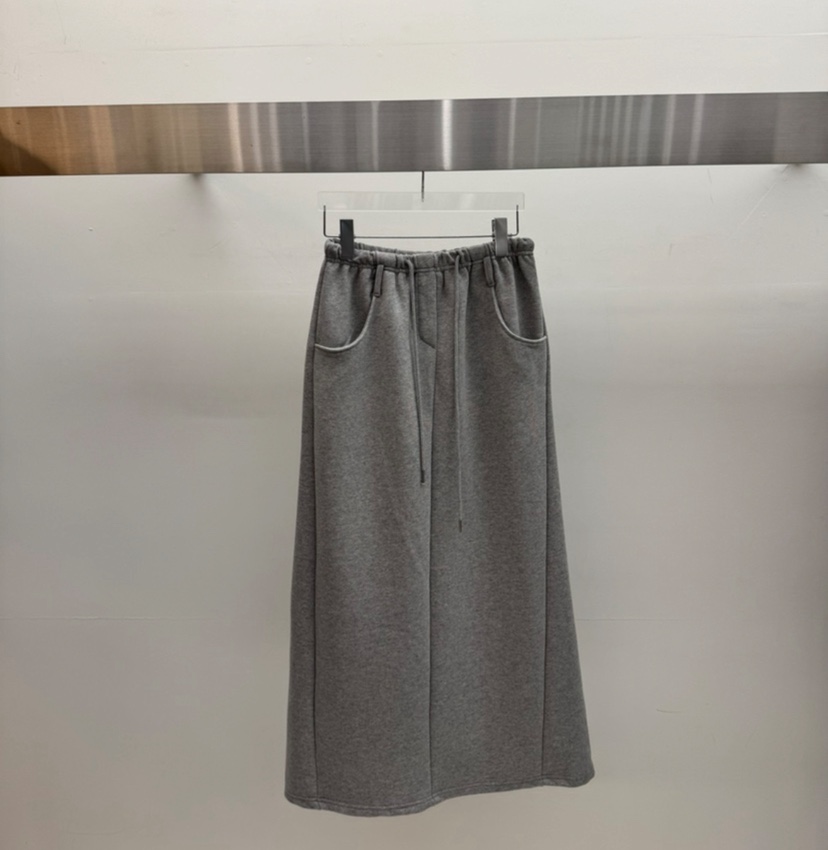 AMOOD東大門㊣代購女裝新品推薦休閑職業熱賣人氣時尚長裙加絨AMOOD長裙圖色1