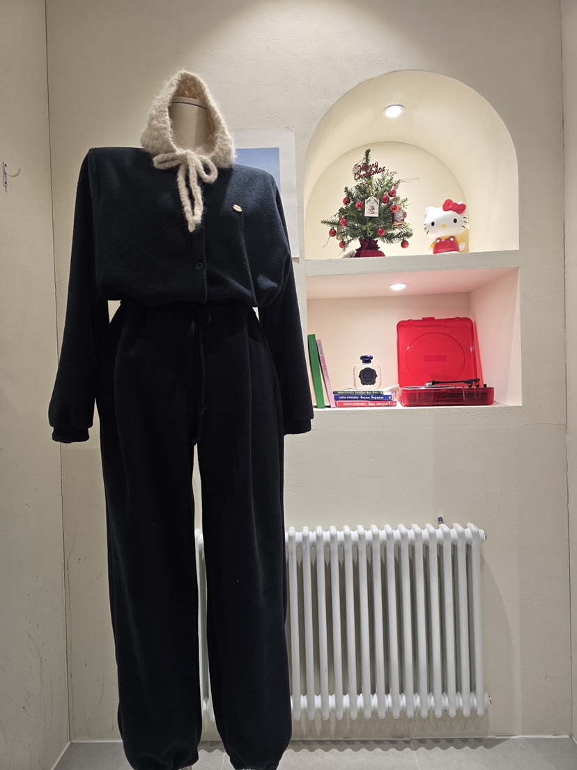 LIKEVAM東大門㊣直郵女士新款熱賣職業人氣連體褲含帽子抓絨LIKEVAM連體褲