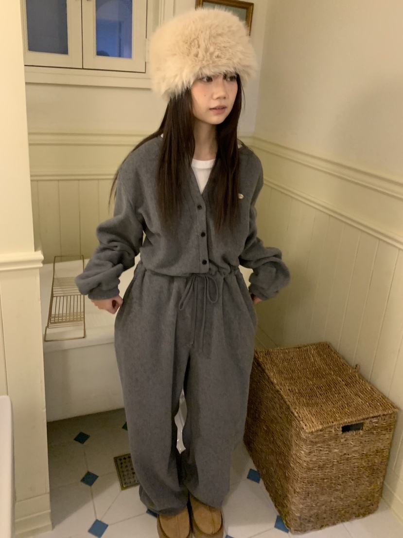 LIKEVAM東大門㊣直郵女士新款熱賣職業人氣連體褲含帽子抓絨LIKEVAM連體褲