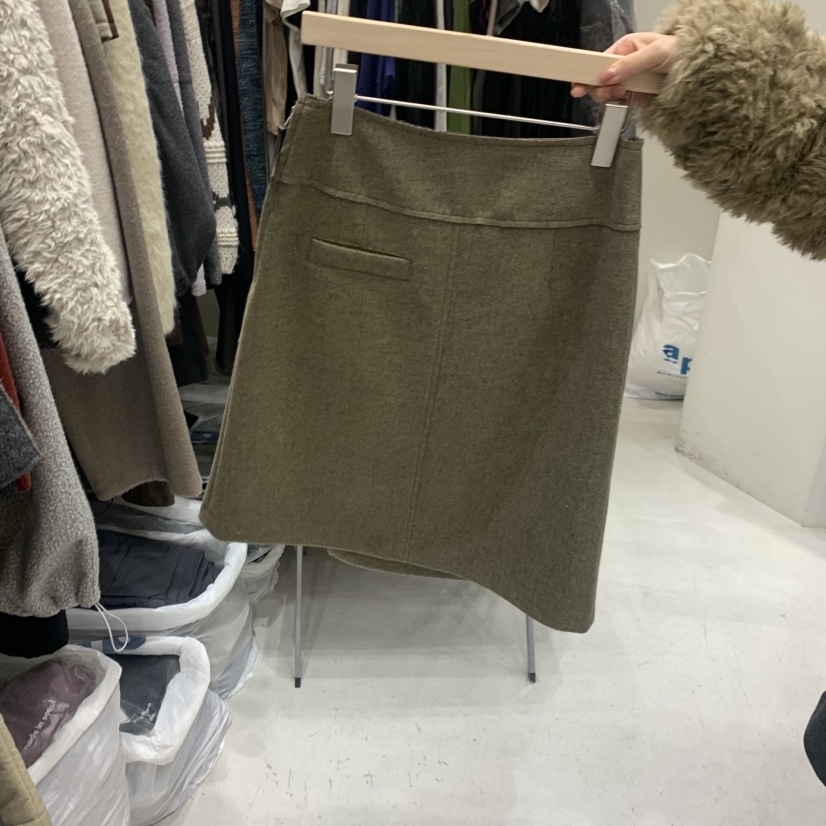 FRE韓國代購㊣女裝新品人氣職業熱賣時尚半身裙中短裙人字紋FRE半身裙/中短裙