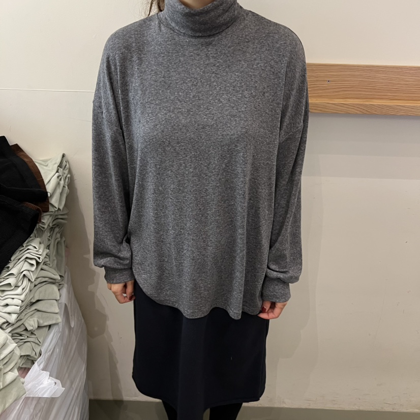 ARE東大門㊣直郵女士新款人氣推薦時尚25秋冬長袖T恤高領寬松ARE YOU/ARE長袖T恤圖色1