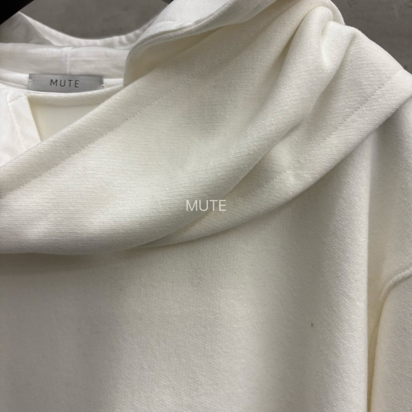 MUTE-P韓國直郵㊣女裝新品時尚職業25秋冬休閑熱賣推薦衛衣MUTE衛衣