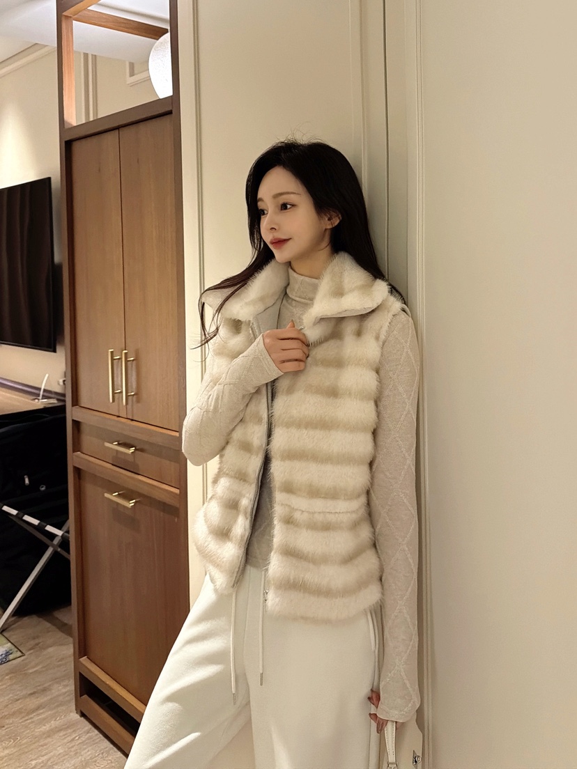 CLOTH東大門㊣實拍女裝新款真品職業人氣熱賣推薦休閑馬甲貂皮CLOTH馬甲