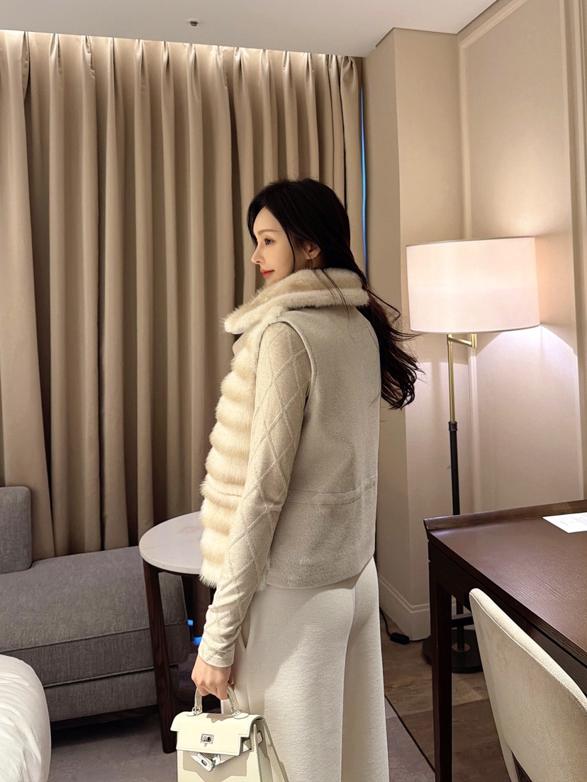 CLOTH東大門㊣實拍女裝新款真品職業人氣熱賣推薦休閑馬甲貂皮CLOTH馬甲