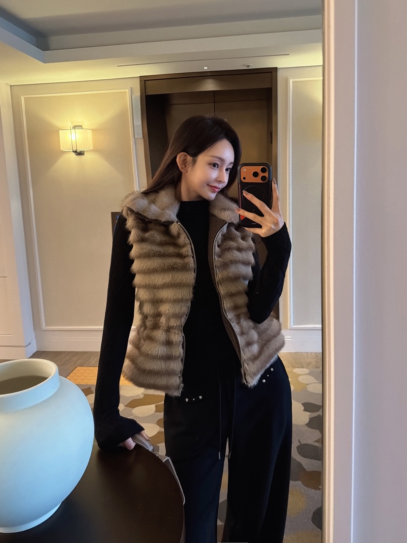 CLOTH東大門㊣實拍女裝新款真品職業人氣熱賣推薦休閑馬甲貂皮CLOTH馬甲圖色2