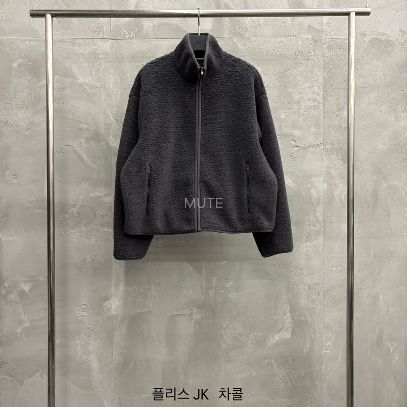 MUTE-P韓國代購㊣女士新品休閑人氣職業25秋冬熱賣夾克抓絨MUTE夾克圖色2墨色