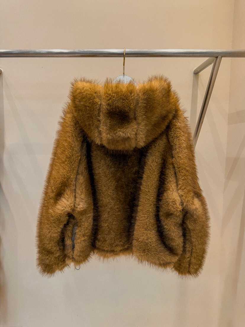 81 MARKET-L韓國直郵㊣女裝新款推薦人氣熱賣短款大衣里外穿81 MARKET-L短款大衣